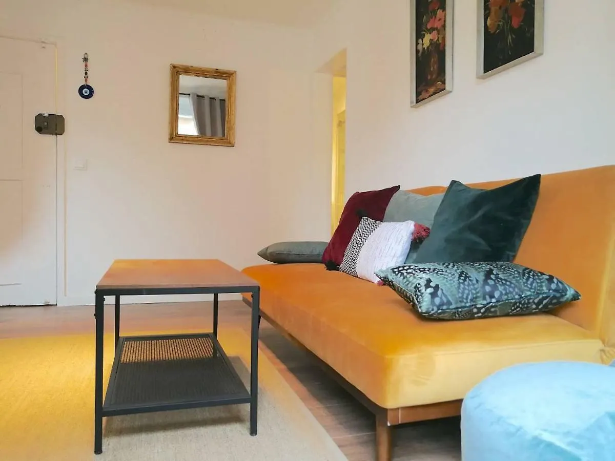 Gorgeous Bairro Alto Apartment Lisbon