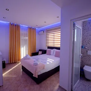 Veli Brothers Appartamento Sarandë